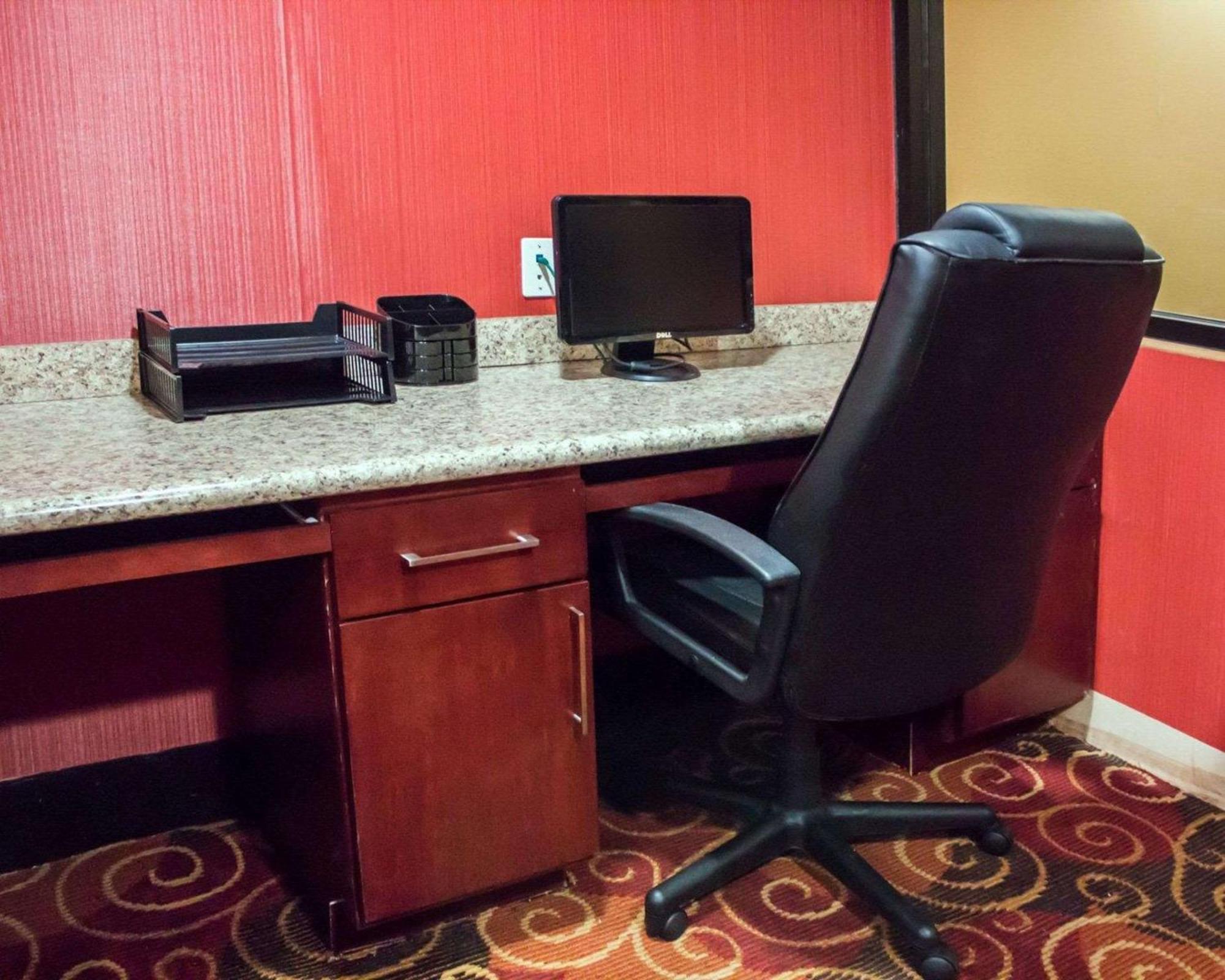 Comfort Inn & Suites Trussville I-59 Exit 141 Eksteriør billede